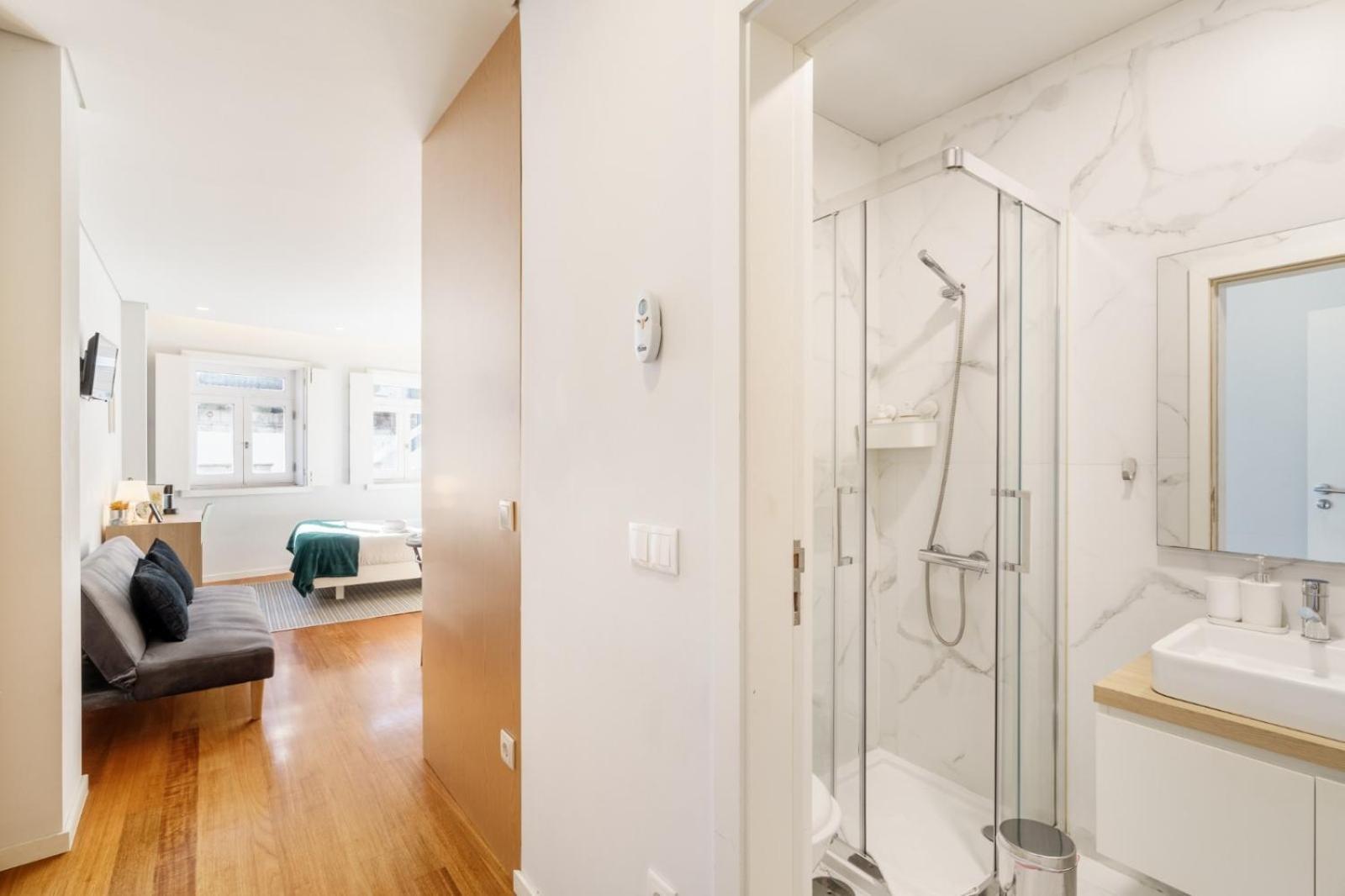 Bellu Studios & Suites Брага Экстерьер фото